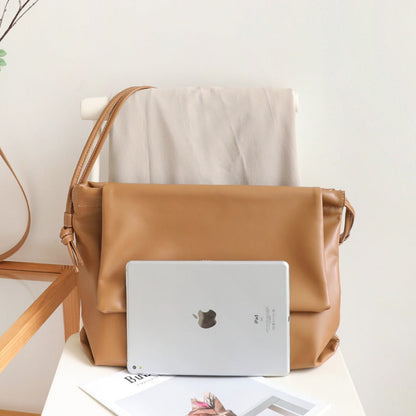 Charlotte Hobo Bag