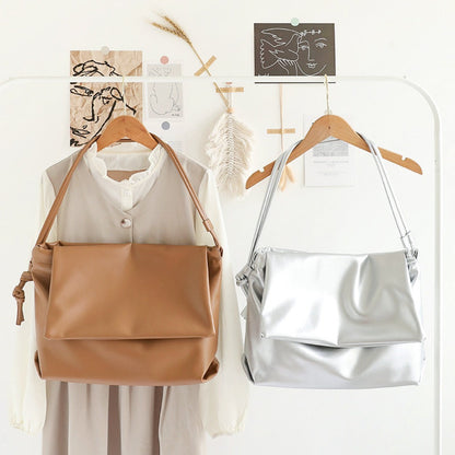 Charlotte Hobo Bag