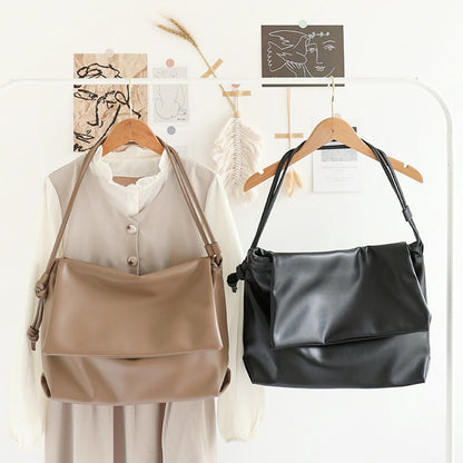 Charlotte Hobo Bag