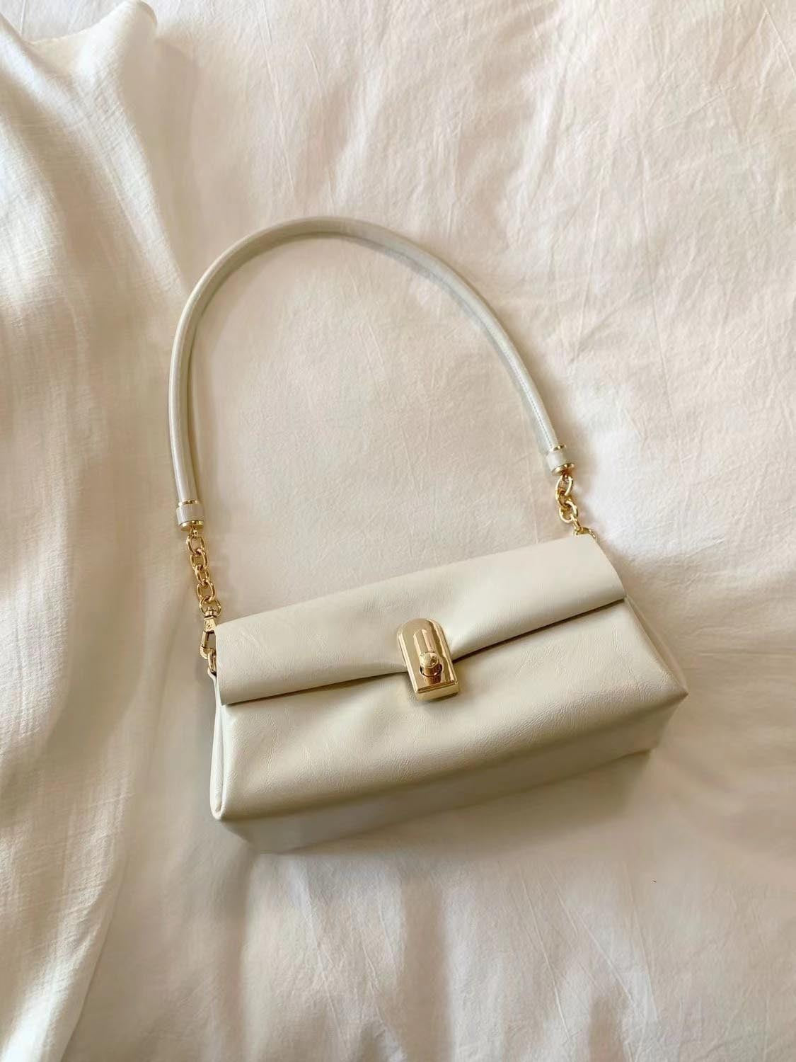 Luna Shoulder Bag